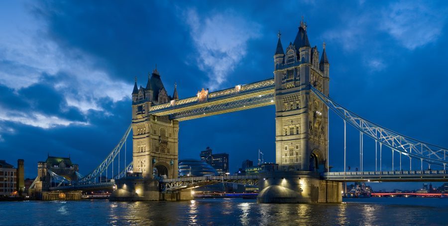 tower bridge londres