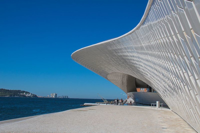 MAAT, musée des arts, de l'archtiecture et de la technologie dans le quartier de Belem à Lisbonne