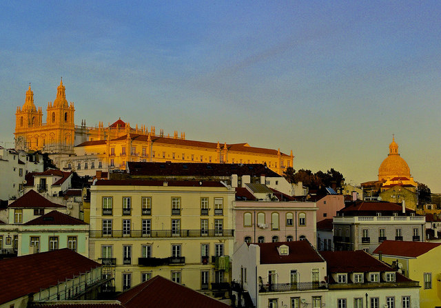 coucher de soleil sur l'alfama